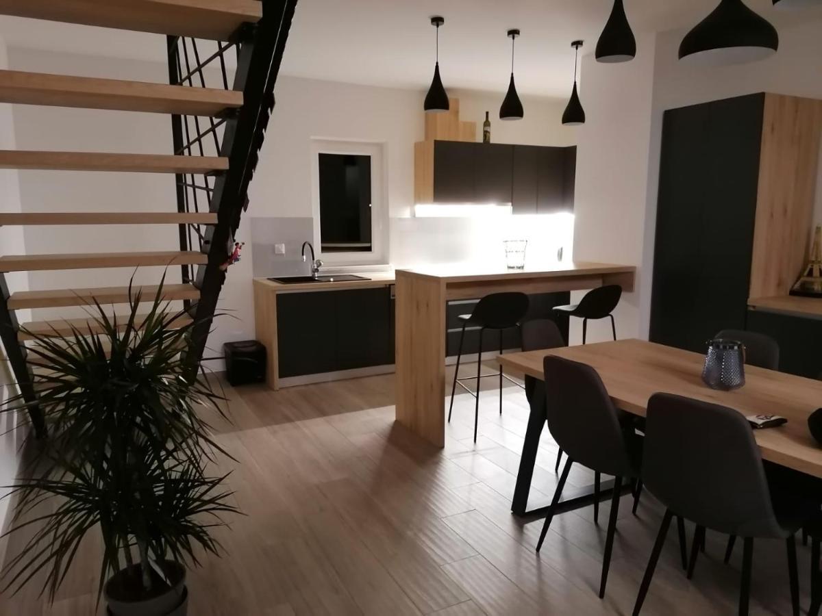 Brand New Apartment In Malinska Exterior foto