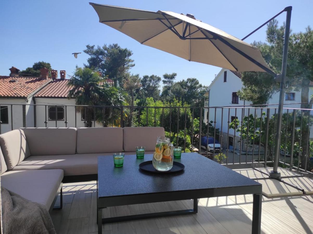 Brand New Apartment In Malinska Exterior foto