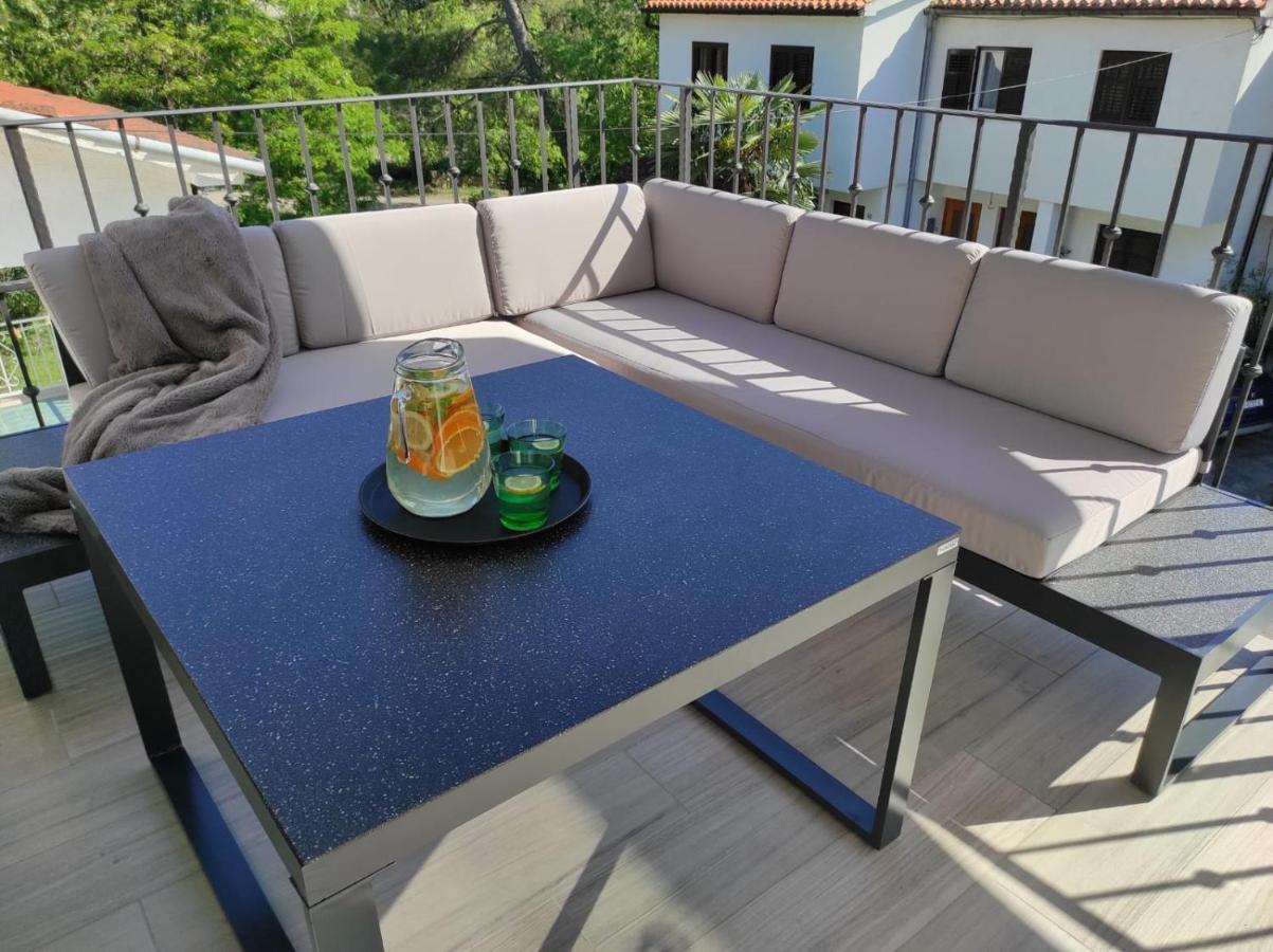 Brand New Apartment In Malinska Exterior foto